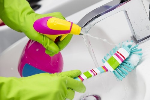 Professional office cleaning for mixed-use commercial premises in TW8