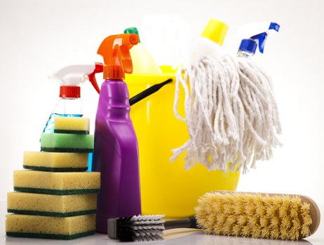 Commercial deep cleaning in a TW8 office or workspace